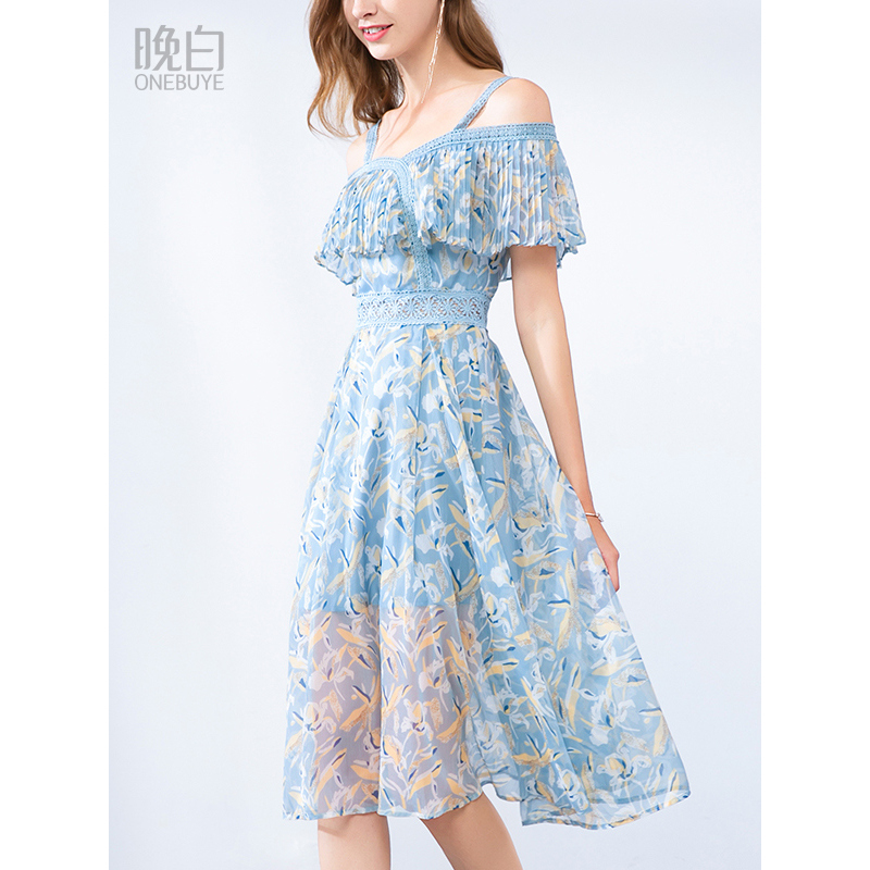 晚白2019夏季新品时尚印花收腰显瘦中长款露肩A字雪纺连衣裙女