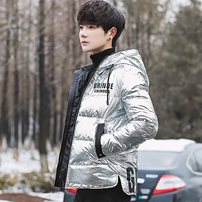 羽绒服2018冬季新款男士羽绒服青年时尚短款外套潮流帅气面包服男银色
