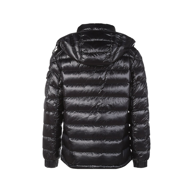 盟可睐/蒙口 MONCLER 女士宽松版Dalles短款连帽鹅绒羽绒服夹克外套1A00004 539AQ