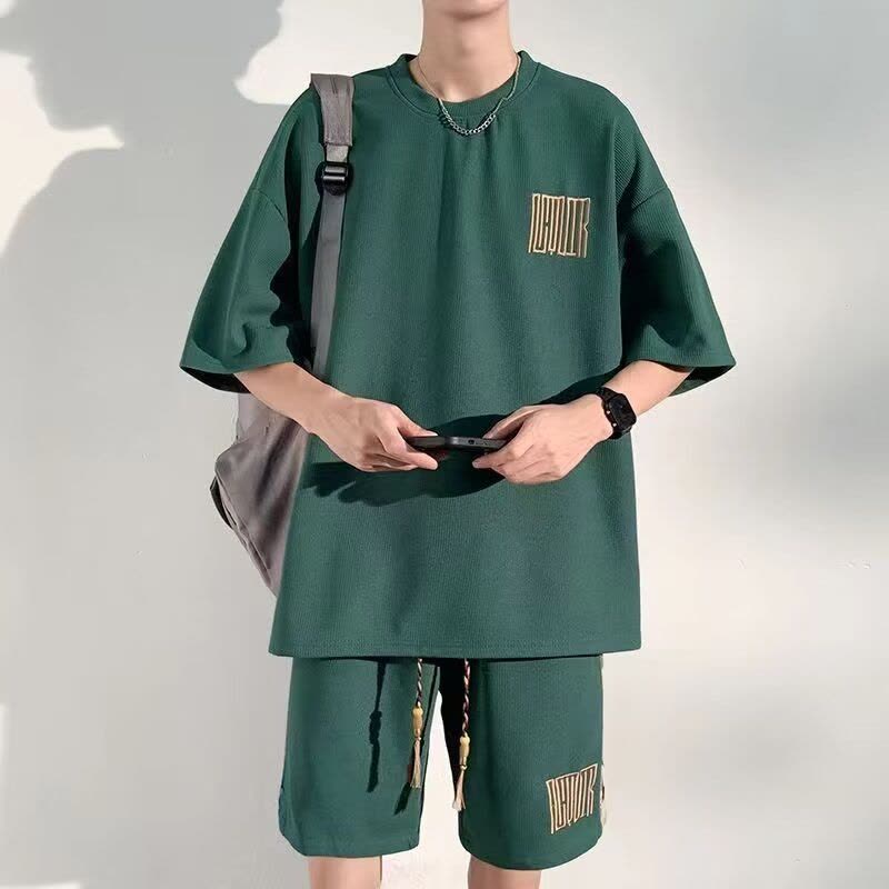 夏季新款国风潮套装男时尚宽松型休闲运动短袖短裤两件套图片