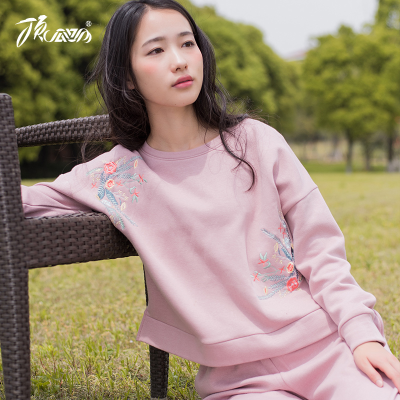 顶瓜瓜刺绣民族风外穿女装 甜美休闲家居服套装 秋冬绒毛睡衣新品