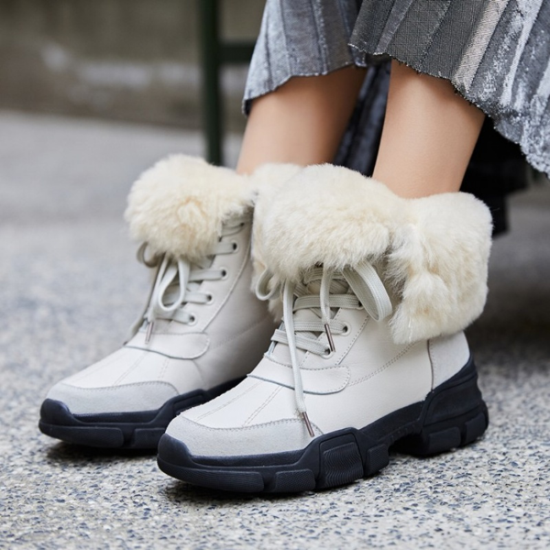 格瑞迪欧加绒鞋女冬新款皮毛一体户外雪地靴防水防滑保暖东北加厚马丁