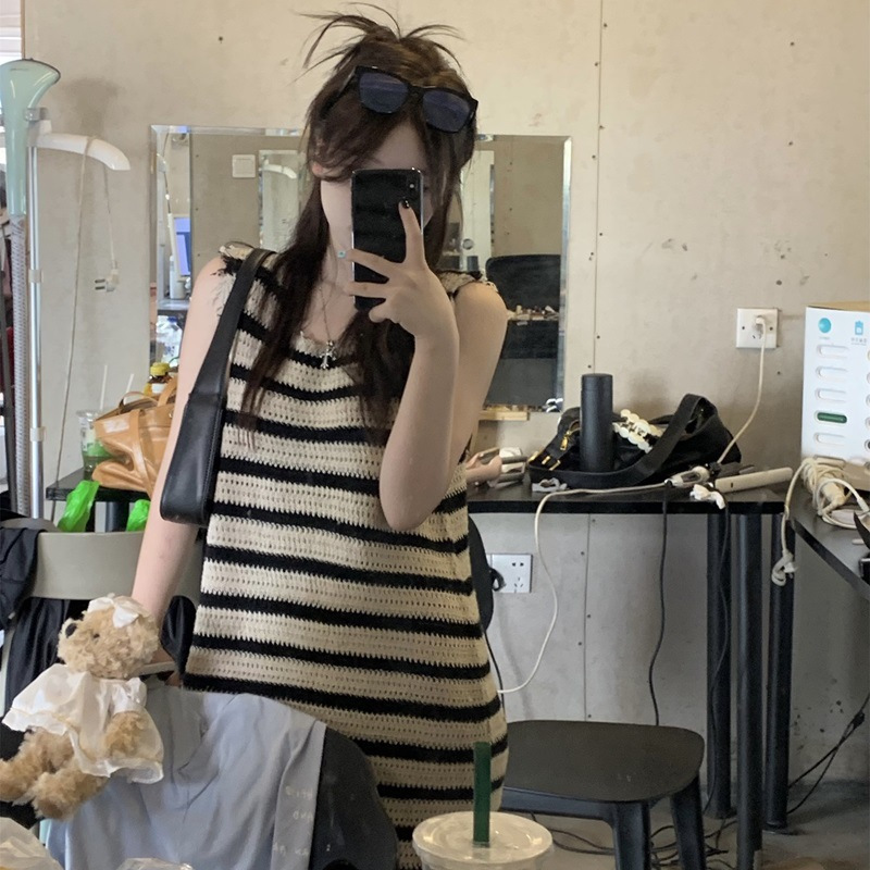 辣妹条纹吊带背心连衣裙女夏季无袖宽松设计感镂空高腰中长款裙子