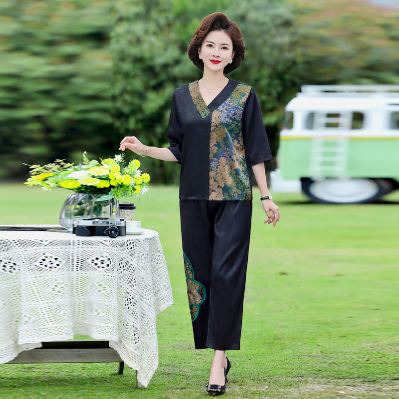 服装鞋帽>女装>中老年女装>拿细耳>拿细耳中老年女装>