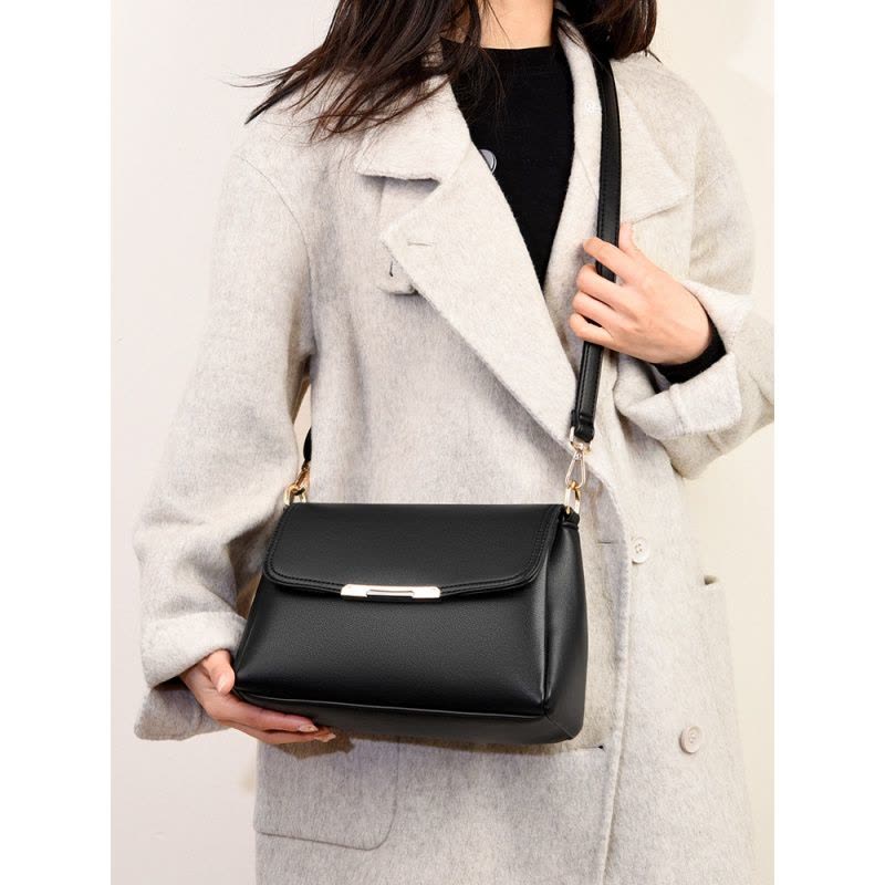 中年女士妈妈包新款单肩腋下小包包纯色大容量百搭气质斜挎包图片