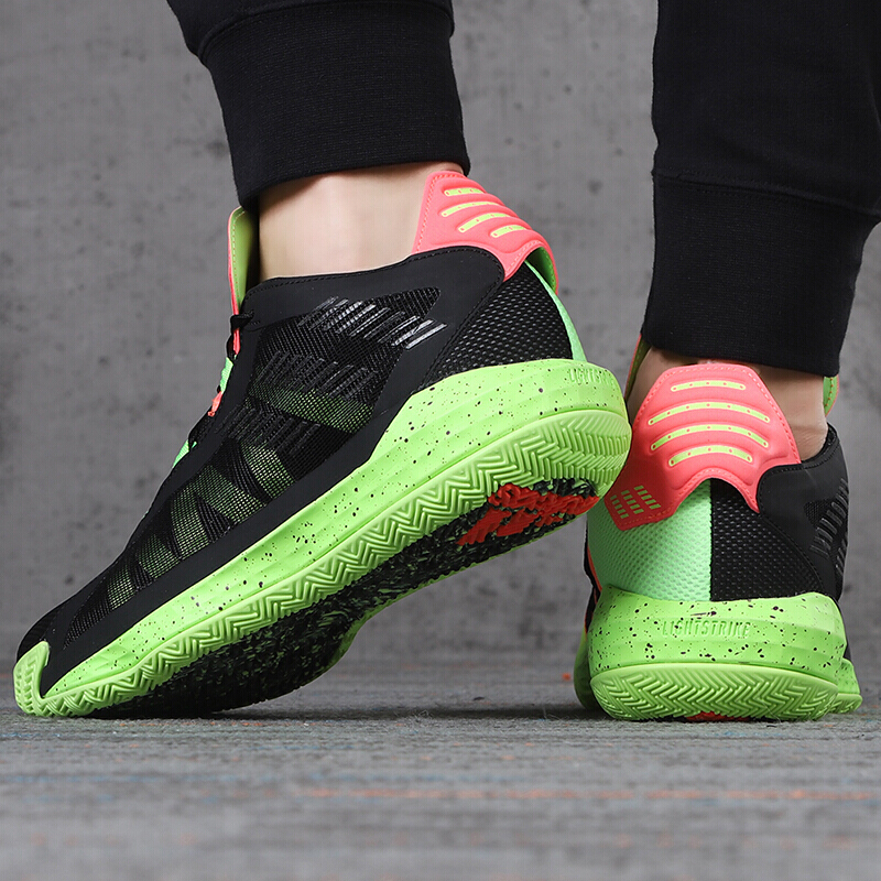 运动户外>运动鞋>篮球鞋>阿迪达斯(adidas)>阿迪达斯(adidas)篮球鞋>