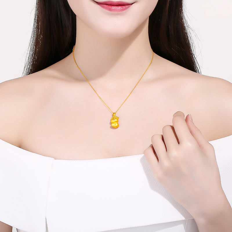 周六福(ZHOULIUFU) 珠宝黄金吊坠爱意满满小猪情侣3D硬金吊坠 定价AD044066