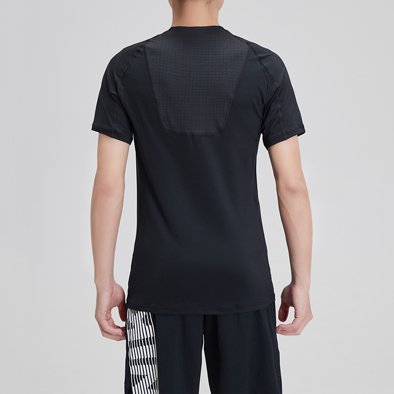 NIKE耐克男装短袖T恤紧身透气健身跑步休闲运动服AO1804
