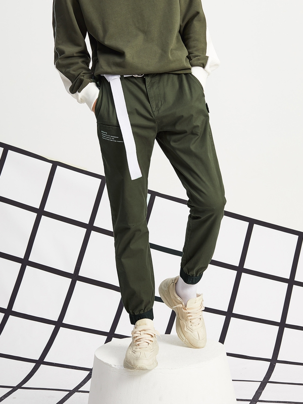 黑鲸字母印花束口休闲裤秋季男装织带装饰长裤男CKCAJ38113A