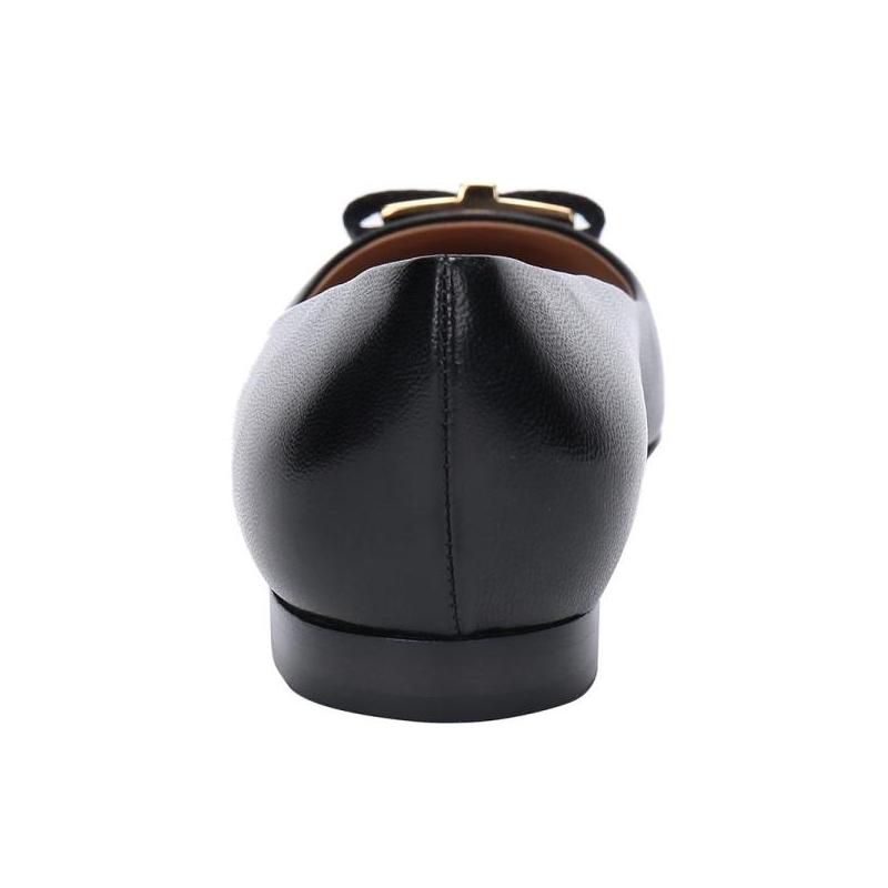 Salvatore Ferragamo 萨瓦托·菲拉格慕 女士牛皮饰蝴蝶结平底船鞋 0672829
