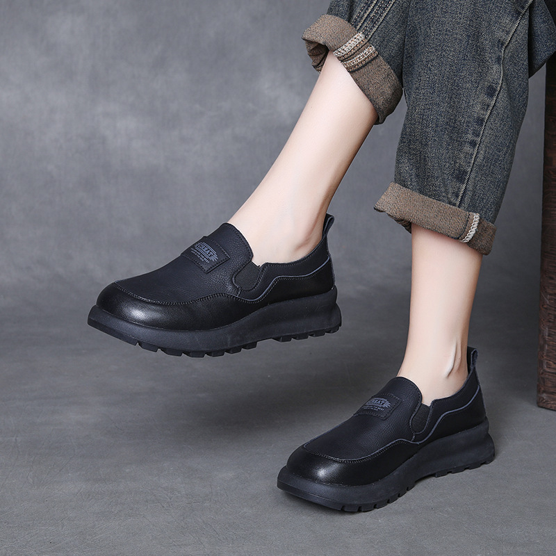 头层牛皮平底单鞋女秋冬新款舒适休闲妈妈鞋圆头一脚蹬懒人鞋