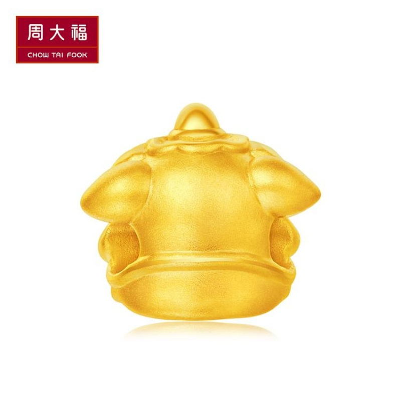 周大福喜狮系列 神气醒狮转运珠足金黄金吊坠R21444