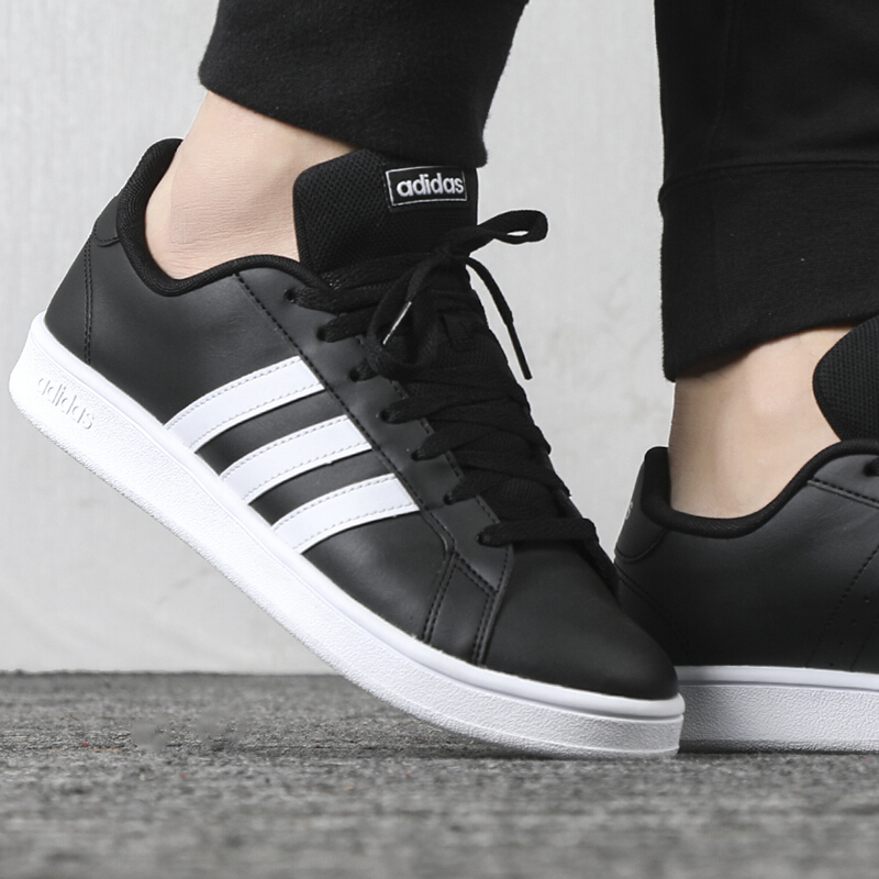阿迪达斯adidas男鞋女鞋低帮运动休闲鞋ee7901ee7900