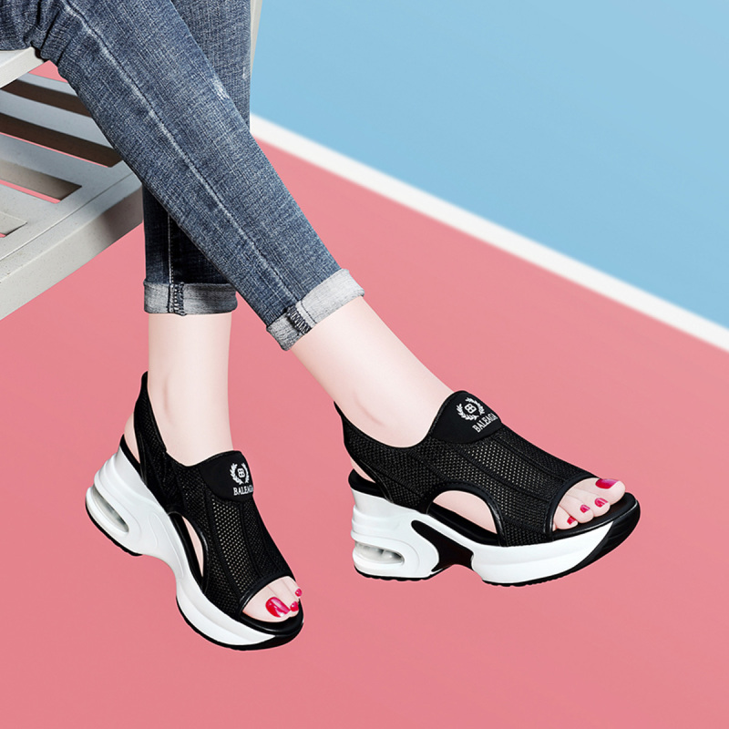 金顿laikajindun新款夏季舒适厚底防滑沙滩鞋轻便透气耐磨鱼嘴凉鞋女