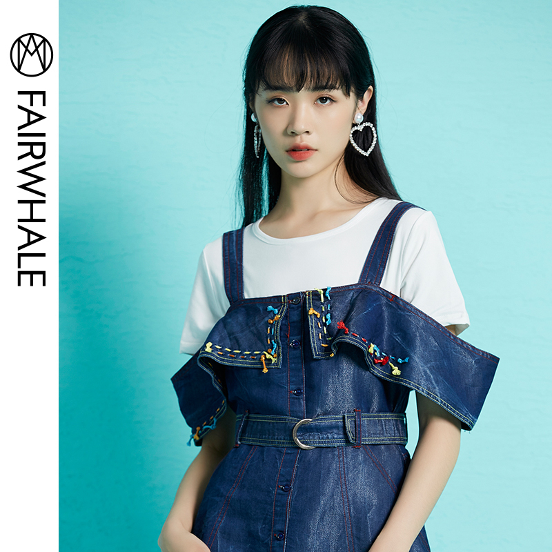 马克华菲女装2019夏新吊带一字肩牛仔连衣裙收腰学生大摆裙子