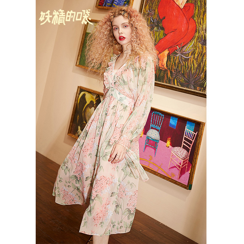 妖精的口袋怪脸猴2019新款女装春装碎花洋气蕾丝连衣裙法式复古裙