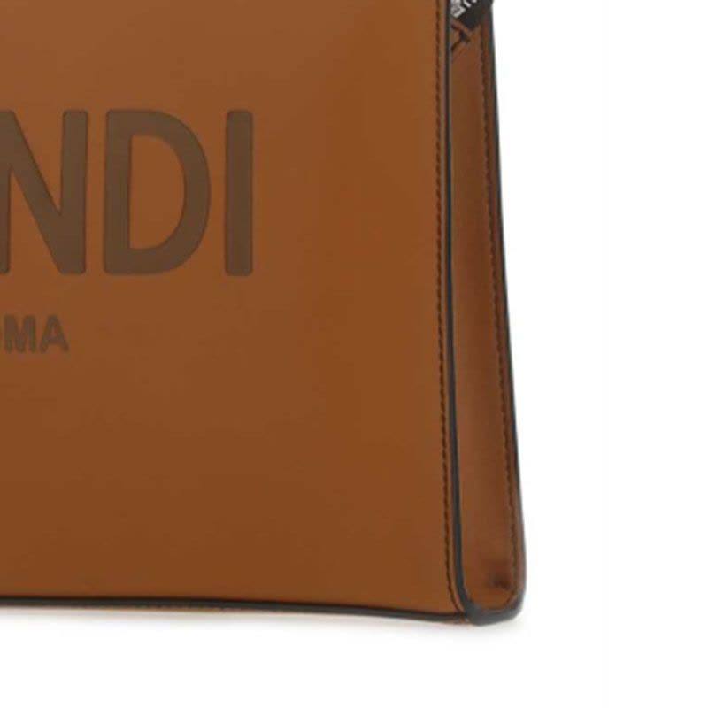 预售 FENDI 男女通用手拿包 LOGO标识 光面皮7VA491图片