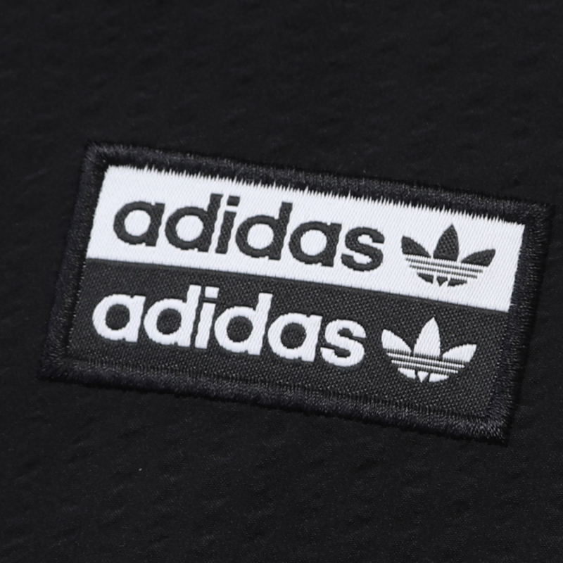 adidas阿迪达斯三叶草男装易烊千玺同款运动裤休闲运动短裤GK5915