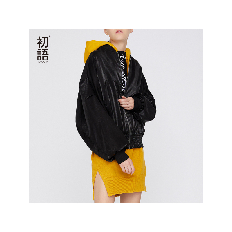 初语蝙蝠袖棒球服女时尚宽松廓形显瘦短外套潮