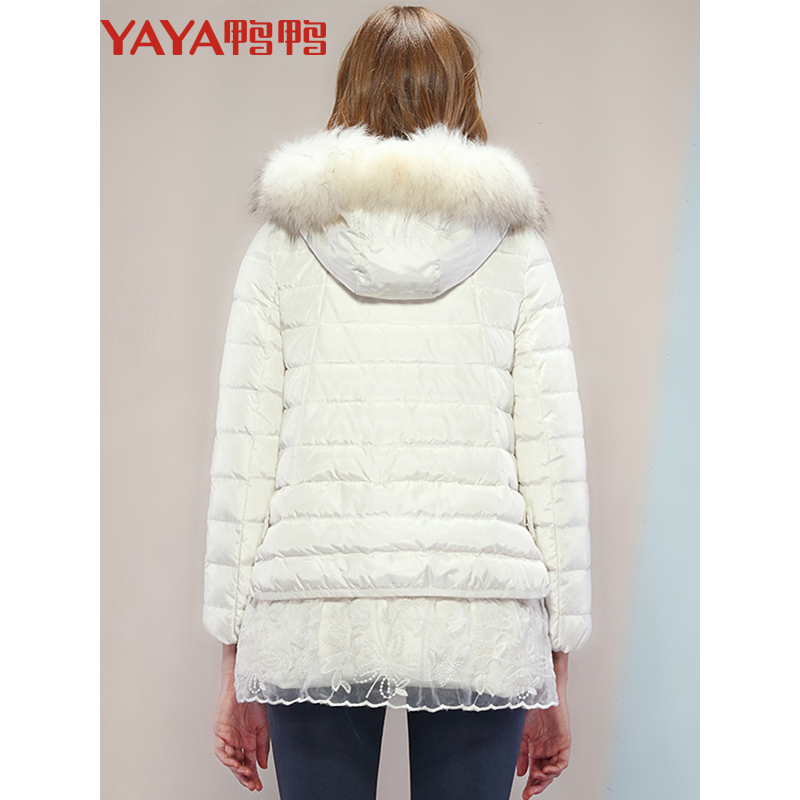 鸭鸭 冬装新品羽绒服女短款 貂子毛斗篷型女装外套潮B-5430
