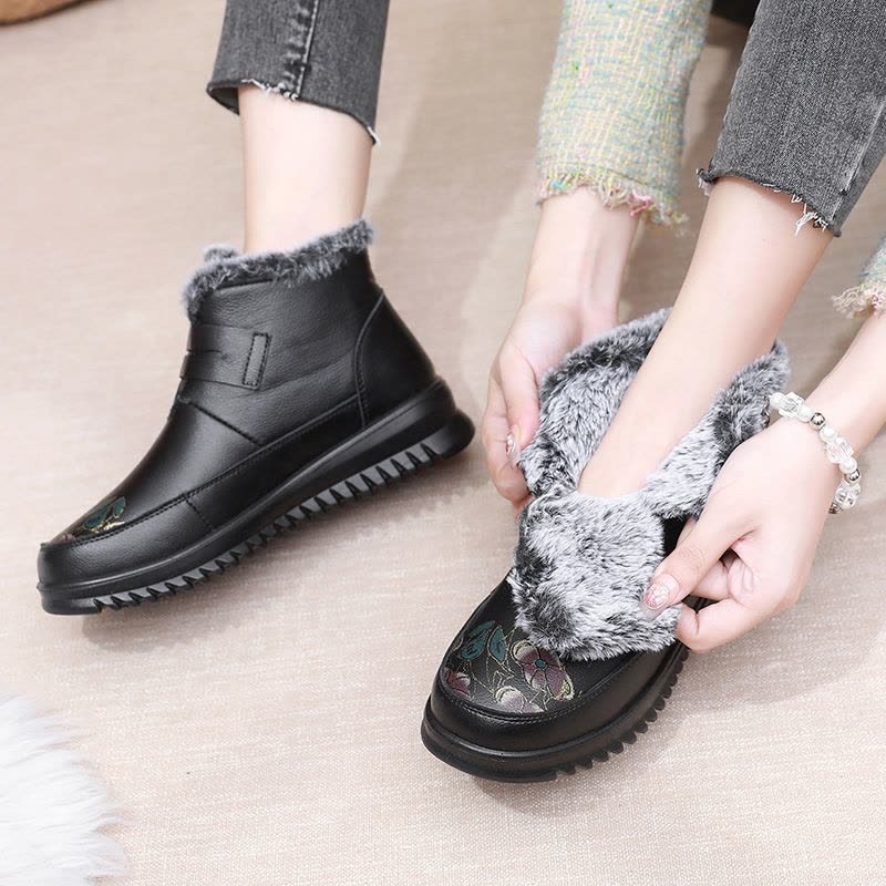 新款真皮妈妈棉鞋软底防滑加厚舒适中老年女棉鞋图片