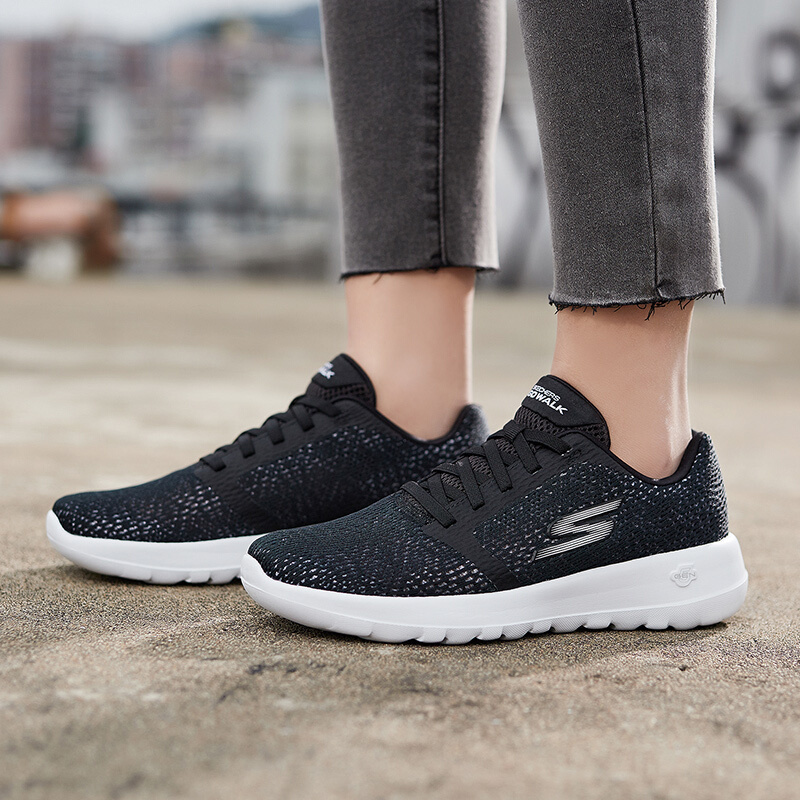 斯凯奇skechers跑步鞋