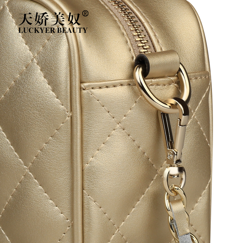 皮具箱包>时尚女包>女士斜挎包>天娇美奴(luckyerbeauty)>天娇美奴
