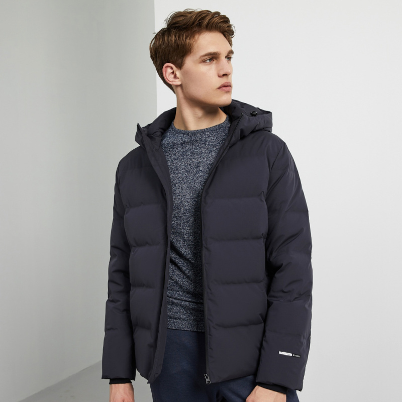 波司登男士新款羽绒服连帽短款秋冬休闲保暖外套b90131049