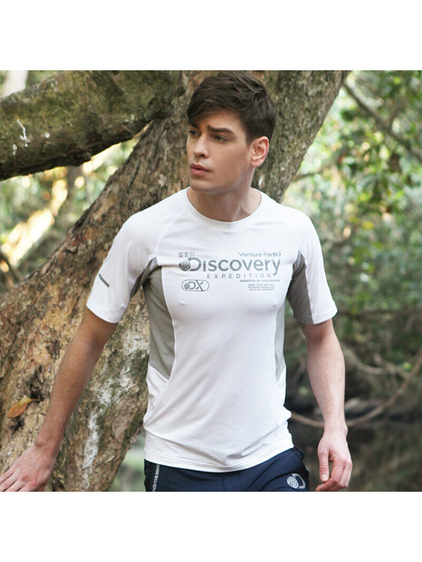 discovery户外男款拼接透气圆领短袖t恤dajf81012
