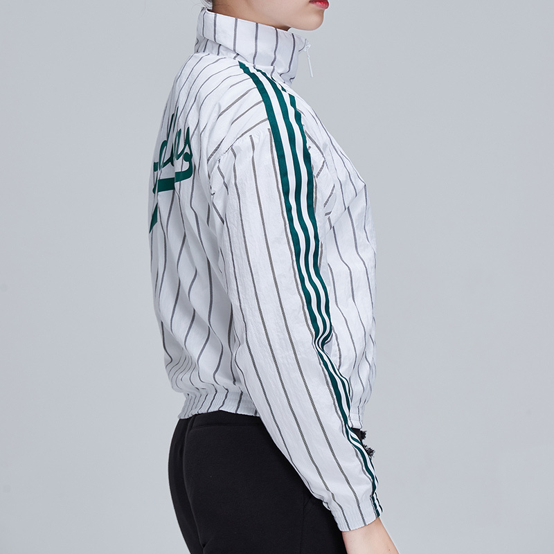 adidas阿迪达斯三叶草女装防风服休闲条纹夹克DU9925