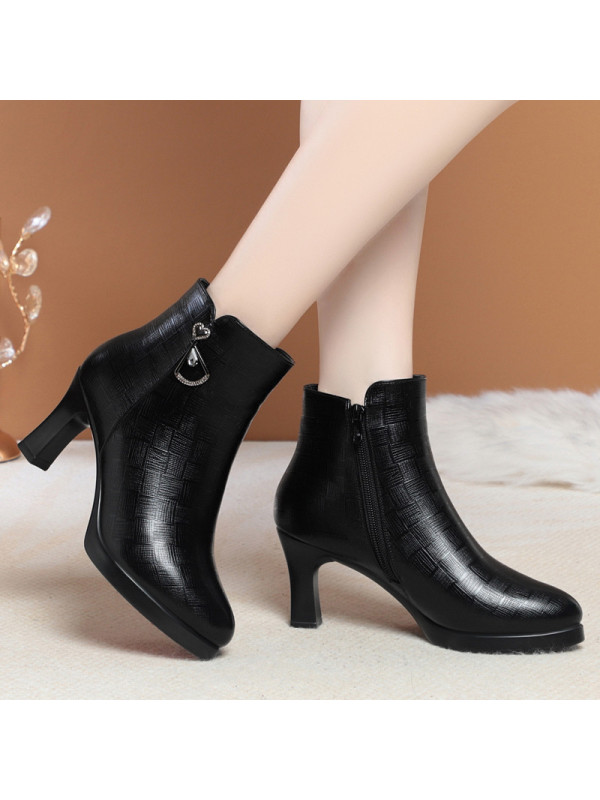 短靴女秋冬季新款尖头百搭加绒高跟女靴防水台不累脚中年女士靴子