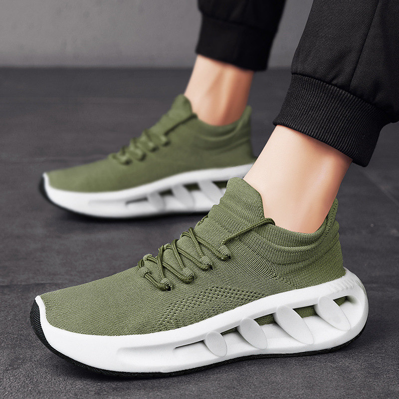 春季新款飞织运动鞋厚底户外旅游百搭潮男鞋时尚袜子套脚鞋