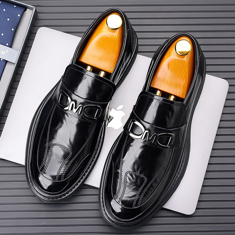 皮鞋男款商务休闲鞋英伦风男士新款皮鞋百搭透气新郎鞋结婚鞋子