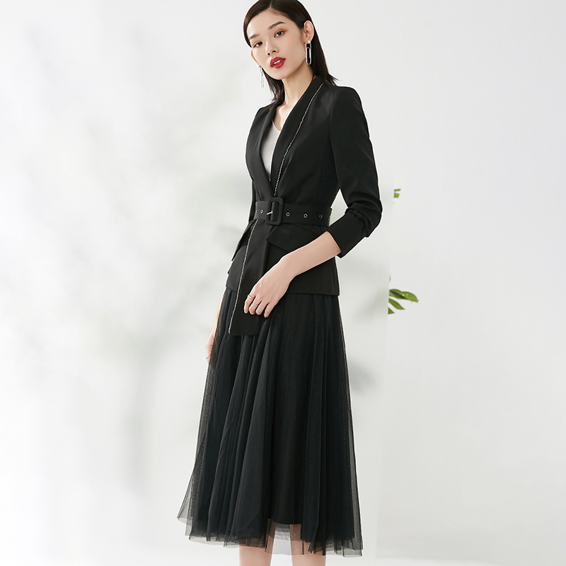 晚白2021春季新品纯色两件套修身西装外套纱纱裙半裙时尚套装女