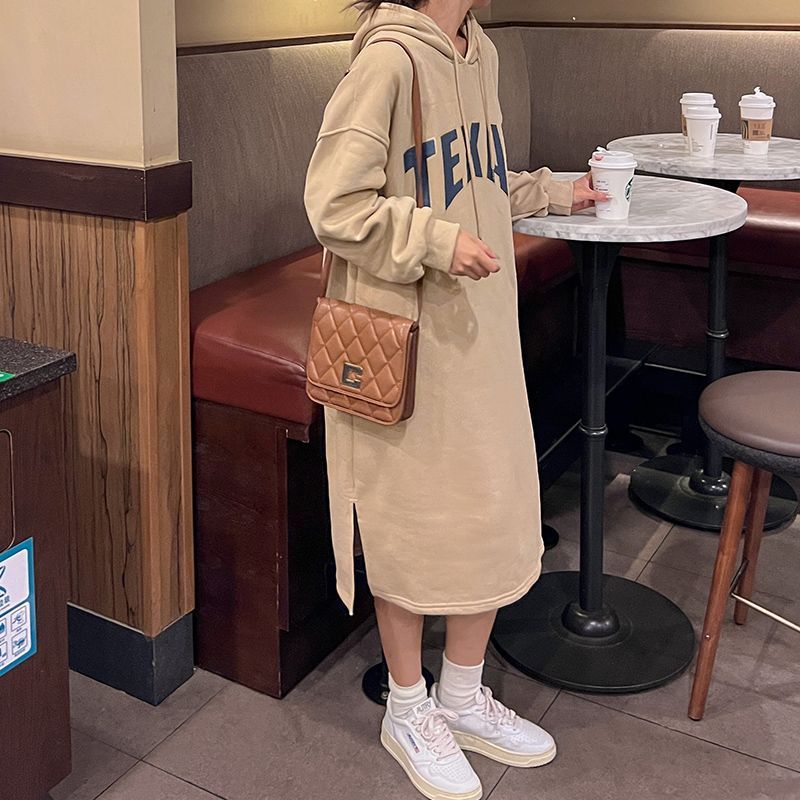 秋冬季新款胖MM慵懒风宽松显瘦加绒加厚连帽过膝长款卫衣裙女