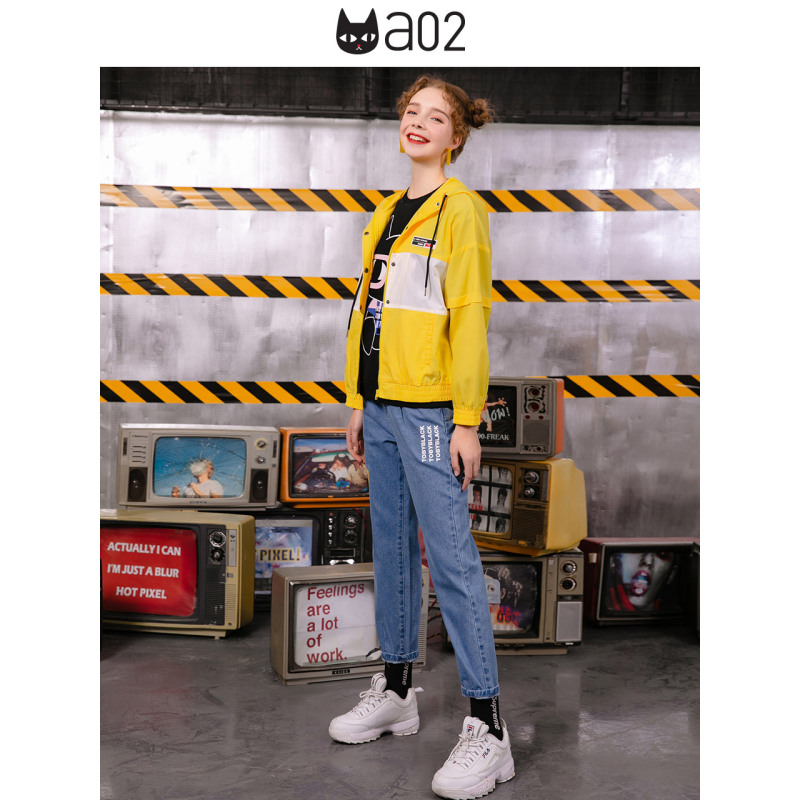 a02新款2020潮流玩趣印花简约撞色拼接短外套女DTV1A1161JK