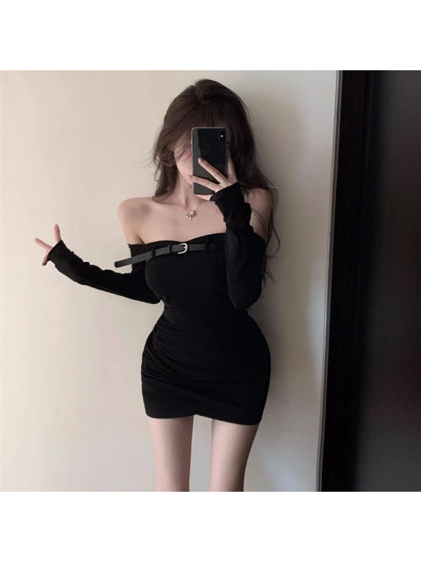 纯欲风一字肩连衣裙女式春秋新款辣妹气质内搭紧身长袖包臀短裙子