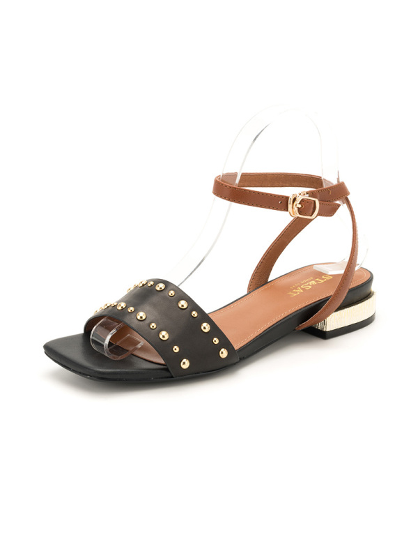 星期六(ST&SAT)牛皮革铆钉装饰低跟方跟时尚凉鞋女SS82115621