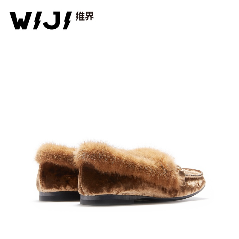 WIJI2018秋冬新款街头工艺单鞋时尚休闲潮流个性方头舒适珍珠点缀