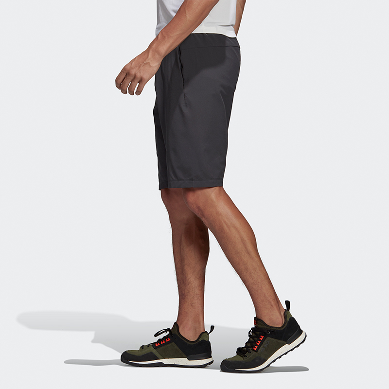 Adidas阿迪达斯裤子男裤2019夏季新款休闲运动裤短裤五分裤DT4172