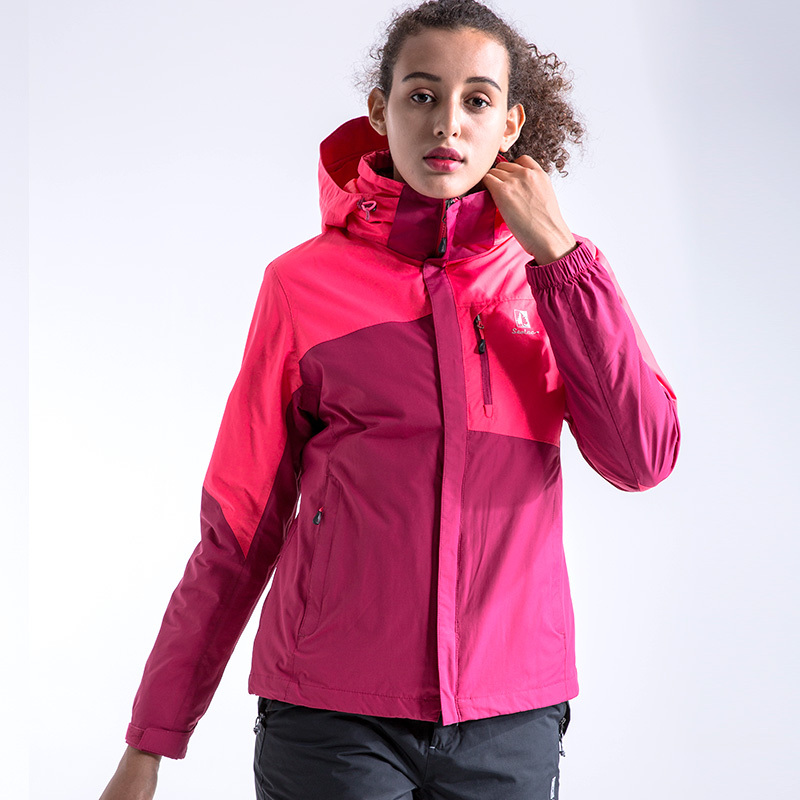 圣弗莱女式三合一冲锋衣冬季新品抓绒内胆防风防水外套登山服9542840528