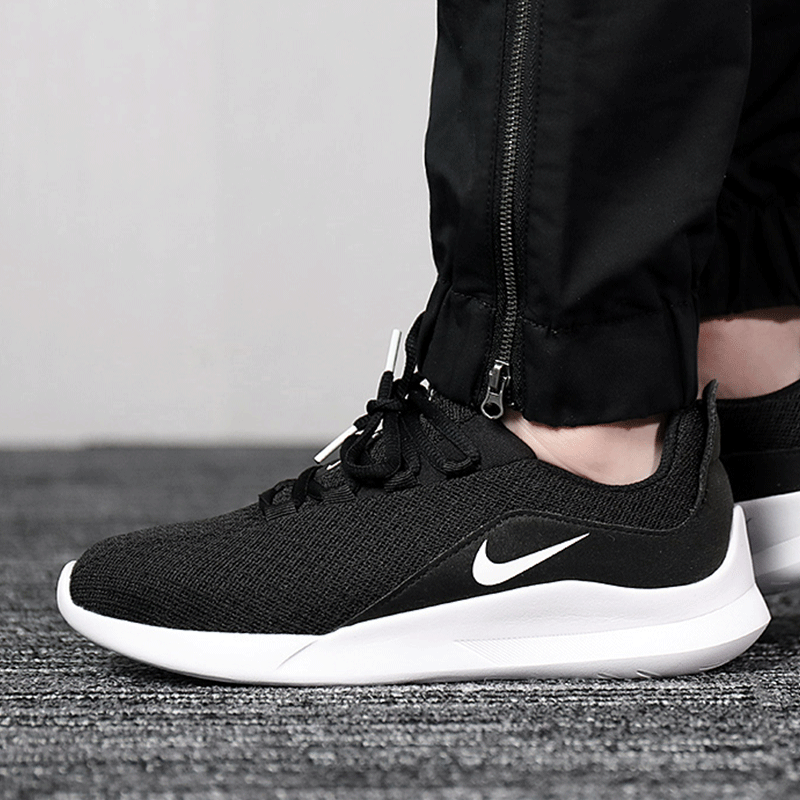 耐克nike女款减震轻便透气休闲鞋跑步鞋aa2185