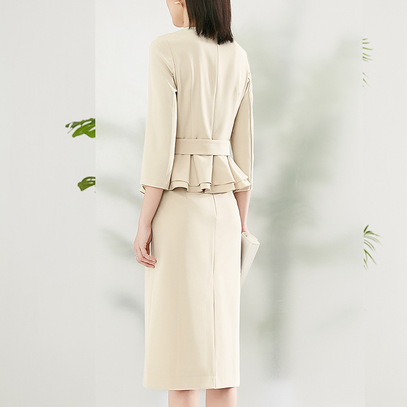 晚白2021春新品通勤两件套V领修身上衣高腰包臀裙职业纯色套装女