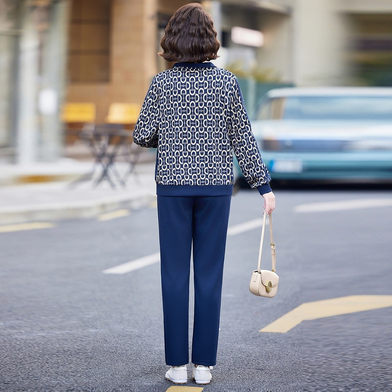 50岁中老年女装运动装时尚洋气中年妈妈装套装服装60岁洋气婆婆装