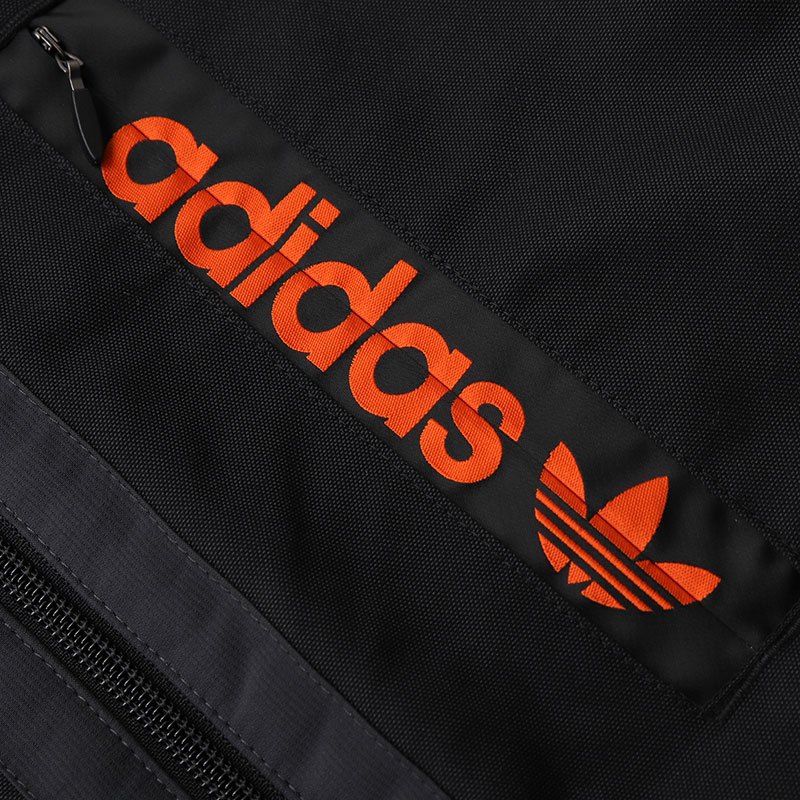 adidas阿迪达斯三叶草男装运动服休闲外套GC8702