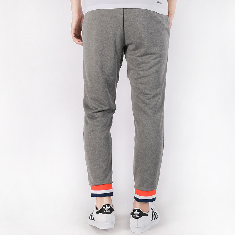 adidas阿迪达斯男裤小脚运动裤针织跑步收口保暖休闲长裤s96210