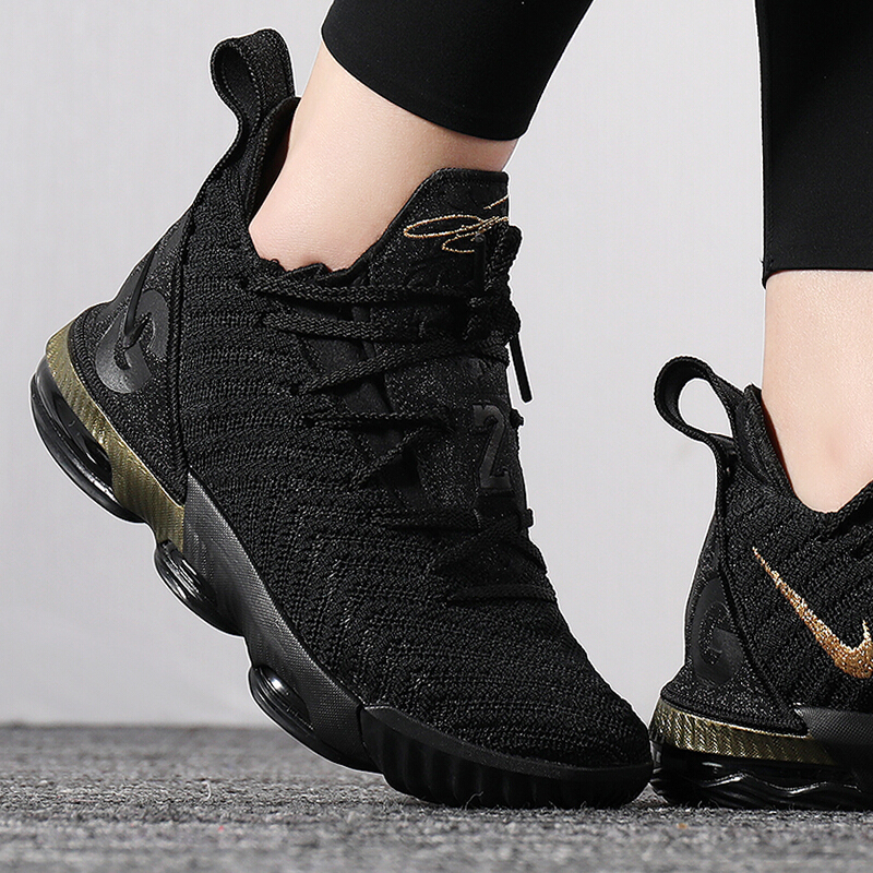 耐克儿童（NIKE）运动户外男女大童詹姆斯16代黑金实战篮球鞋AQ2465