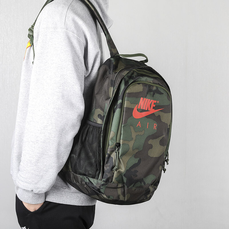 耐克（NIKE）男款运动休闲户外双肩背包CK0955-210