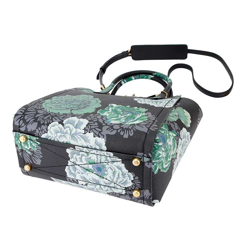 coach蔻驰奢侈品女士专柜款28号黑色花朵图案款手提单肩斜跨包78438b4