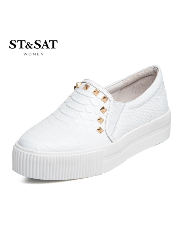 St&Sat/星期六牛皮铆钉舒适单鞋女鞋SS71112278